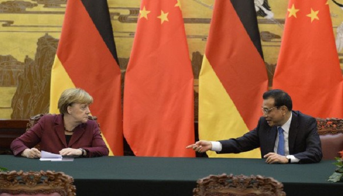 Merkel muss in China für Europa kämpfen